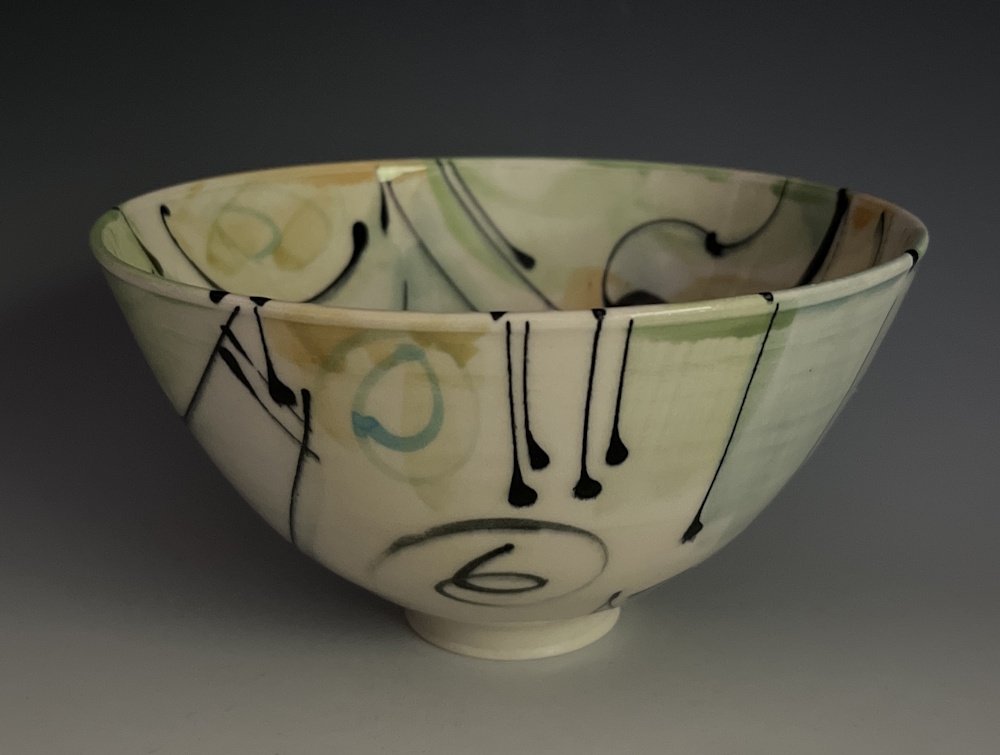 The finished bowl that Ailsa decorated during the demonstration