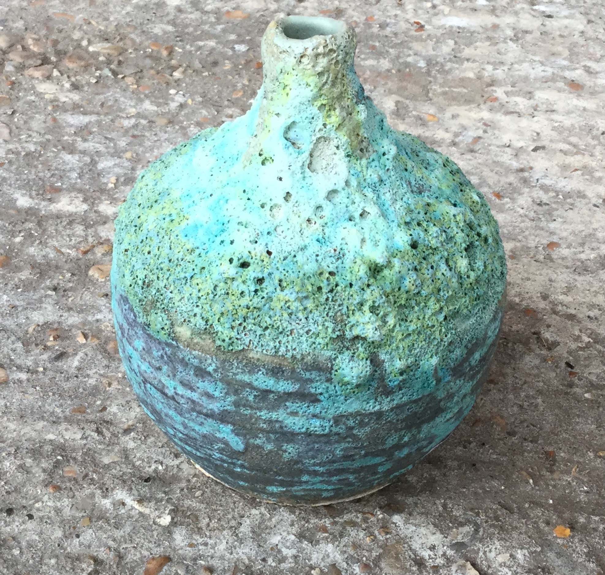 Barnacle bottle
